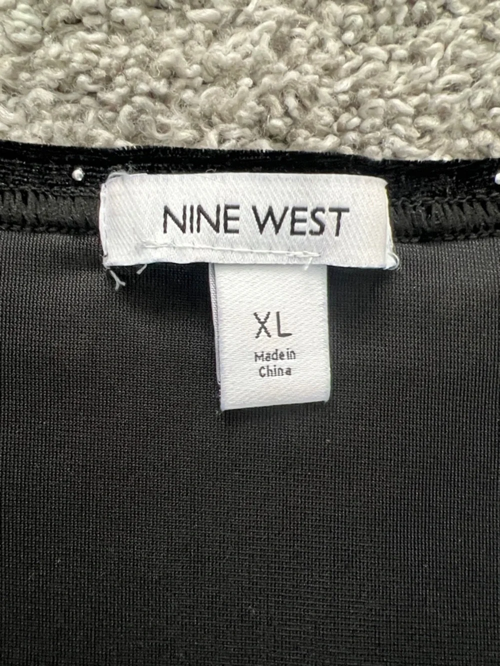 Nine West Faux Wrap Dress Black Velour w/ Tiny Silver Beads & Tie Belt - Size XL - Picture 5 of 12